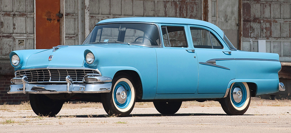 1956 Ford Mainline Fordor Sedan&nbsp; left front
