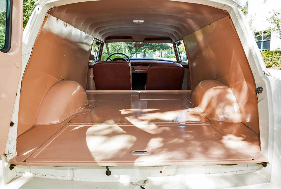 1956 Ford Courier (Sedan Delivery)&nbsp; cargo area