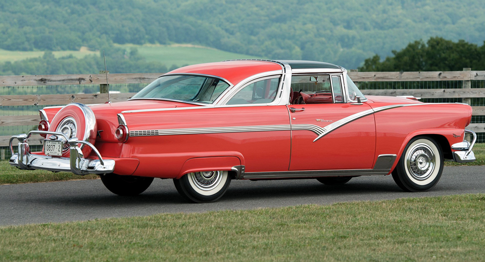 1956 Ford Fairlane Crown Victoria Skyliner&nbsp;&nbsp; Single-Tone K-code Fiesta Red ext paint&nbsp;&nbsp; right rear