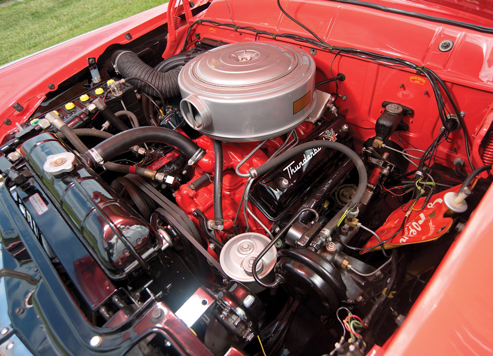 1956 Ford Fairlane Crown Victoria Skyliner&nbsp;&nbsp; Thunderbird V-8 292-cid 200-hp (202-hp w/ Fordomatic Dr) 4-bbl dual-exh Y-block M-code eng