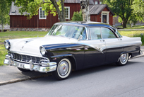1956 Ford Fairlane Fordor Victoria