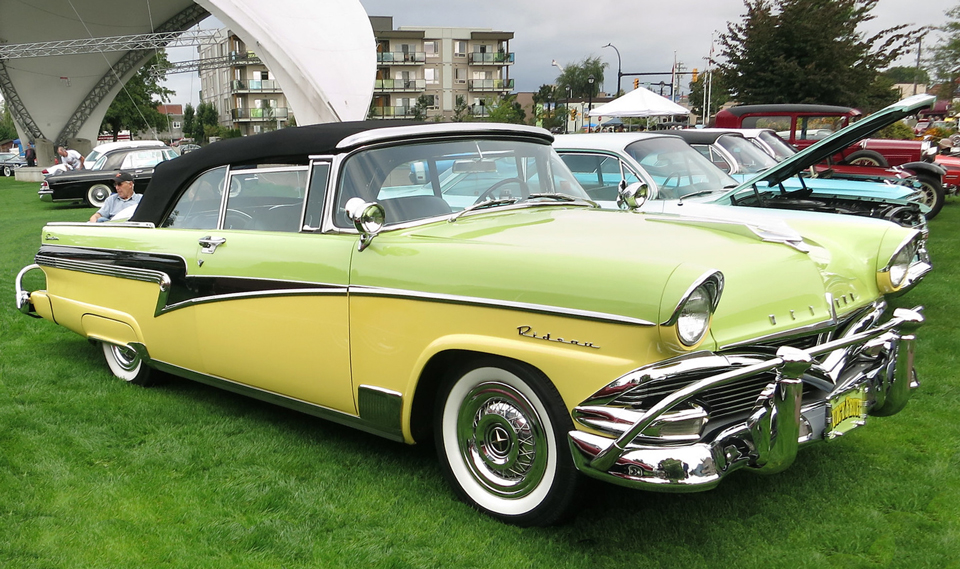 1956 Meteor Rideau Sunliner&nbsp; top up&nbsp; right front