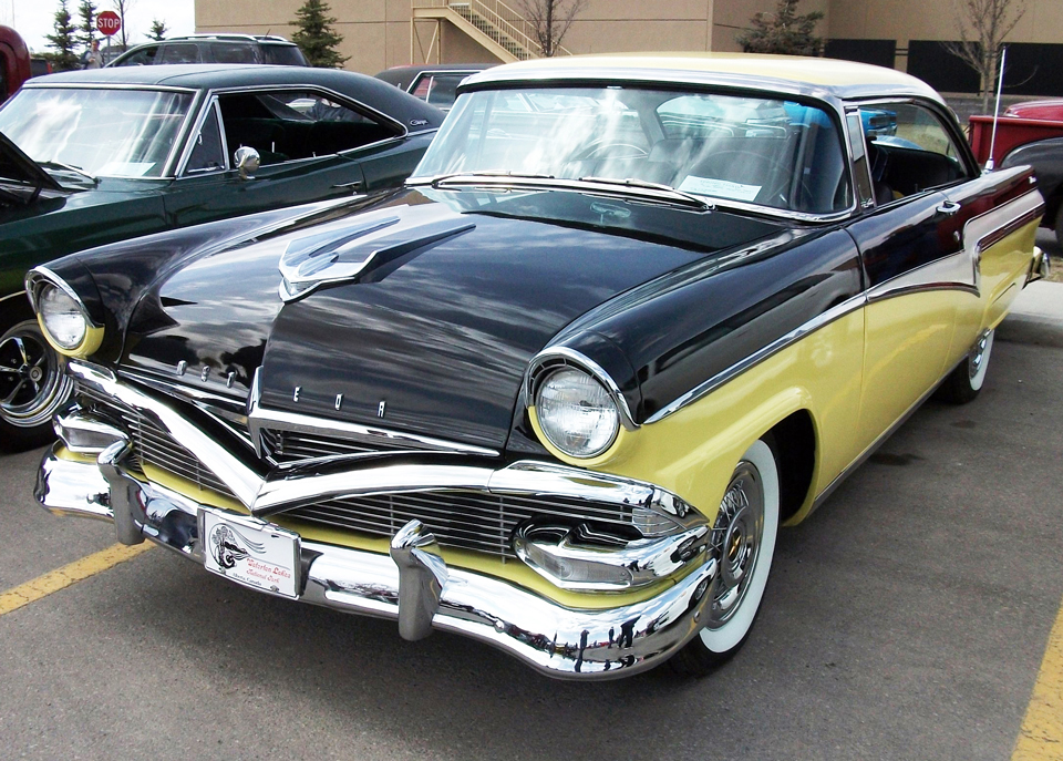1956 Meteor Rideau Victoria&nbsp; left front