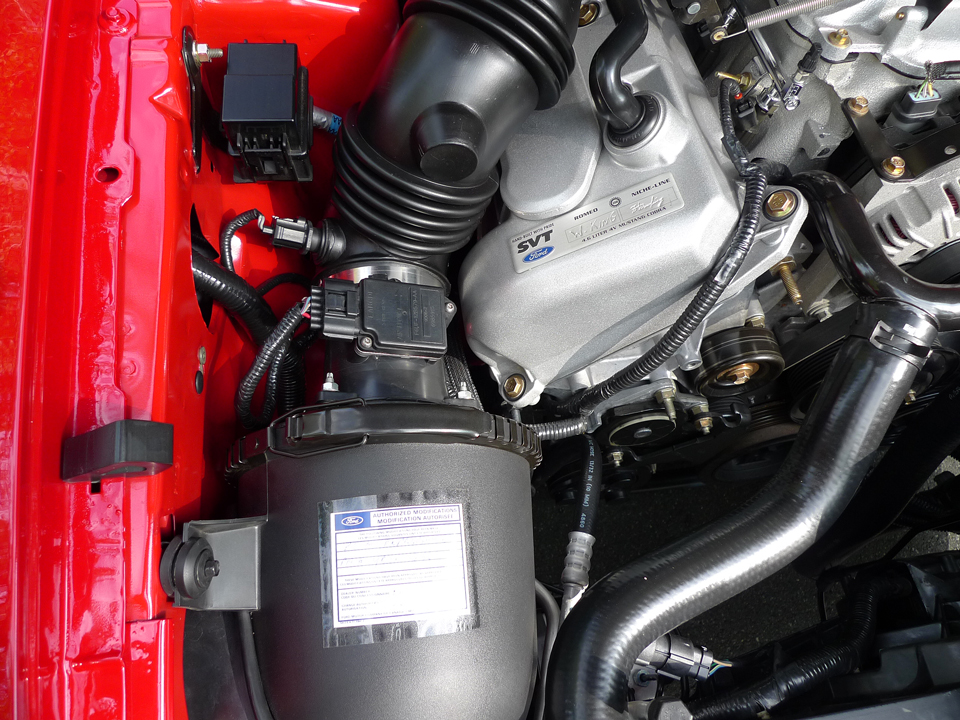 1999 Ford Mustang SVT Cobra Coupe, engine